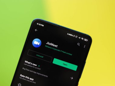 Assam, Hindistan - 5 Temmuz 2020: Jiomeet bir video konferans uygulaması.