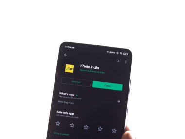 Assam, Hindistan - 31 Ocak 2021 Khelo Hindistan uygulama logosu telefon ekranı görüntüsü.