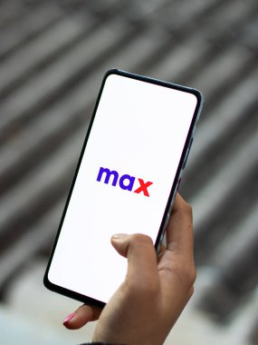 Assam, Hindistan - 29 Kasım 2020: Telefon ekranındaki maksimum moda logosu.