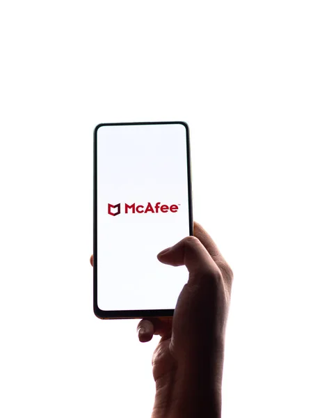 Assam Indien November 2020 Mcafee Logo Auf Dem Handybildschirm — Stockfoto