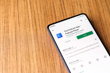 Assam, Hindistan - 10 Nisan 2021: Telefon ekranındaki uygulama logom.