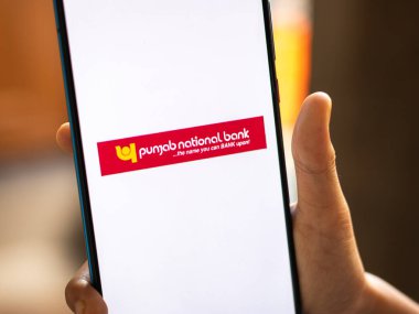 Assam, Hindistan - 22 Temmuz 2020: Punjab Ulusal Bankası bir bankacılık ve finans hizmeti bankası.