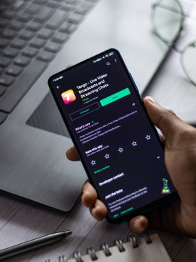 Assam, Hindistan - 31 Ocak 2021: Telefon ekranı görüntüsünde Tango logosu.