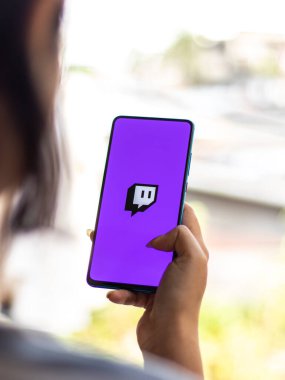 Assam, Hindistan - 28 Temmuz 2020: Canlı yayın servisi.