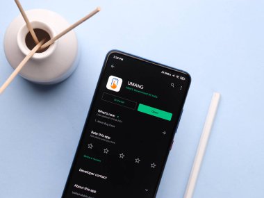 Assam, Hindistan - 10 Mart 2021: Telefon ekranında UMANG uygulama logosu.