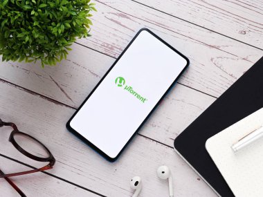 Assam, Hindistan - 25 Haziran 2020: bir torrent indirme aracı.