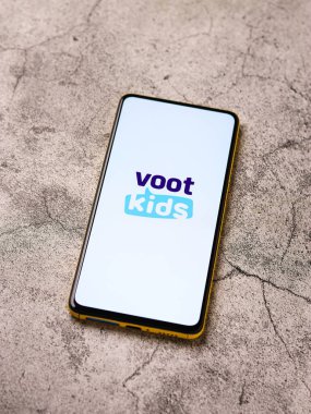 Assam, Hindistan - 29 Ekim 2020: Telefon ekranındaki çocuk logosu.