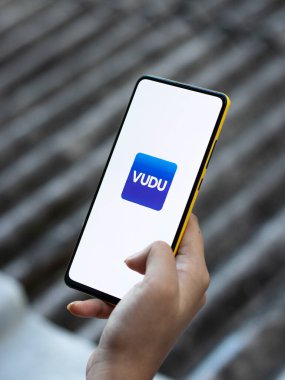Assam, Hindistan - 29 Ekim 2020: Vudu logosu telefon ekranı görüntüsü.