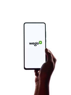 Assam, Hindistan - 19 Nisan 2021: Telefon ekranı görüntüsünde logo.