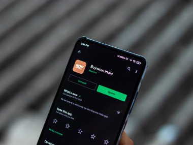 Assam, Hindistan - 29 Kasım 2020: Telefon ekranındaki logo.