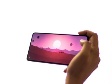Assam, Hindistan - 11 Ekim 2020: Alto 'nun telefon ekranındaki serüven logosu.
