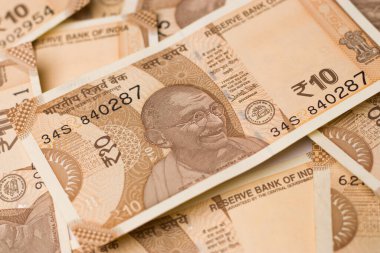 Assam, Hindistan - 30 Mart 2021: Hintli yeni 10 Rupi hisse senedi imajı.