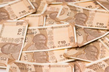 Assam, Hindistan - 30 Mart 2021: Hintli yeni 10 Rupi hisse senedi imajı.