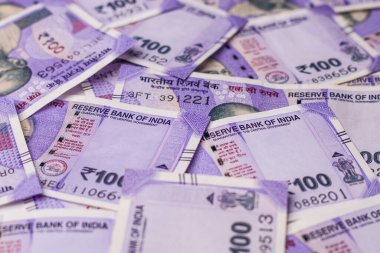 Assam, Hindistan - 30 Mart 2021: Hindistan 100 Rupi hisse senedi.