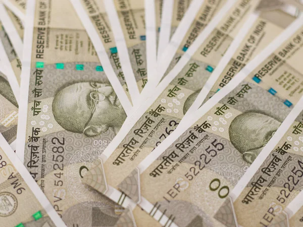 Assam, Hindistan - 30 Mart 2021: Hindistan 'ın yeni 500 rupisi hisse senedi imajı.