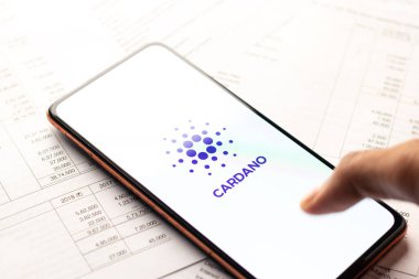 Batı Bangal, Hindistan - 4 Şubat 2022: Telefon ekranı görüntüsünde Cash App logosu.