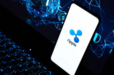 Batı Bangal, Hindistan - 4 Şubat 2022: Telefon ekranı görüntüsünde dalgalanma logosu.