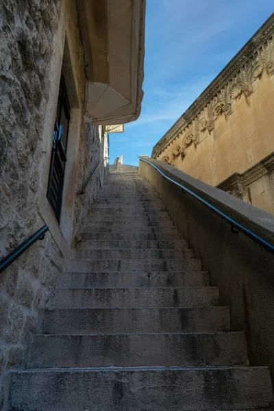Лестница Pile Gate Ведущая Вершину Крепости Old Town Wall Дубровнике — стоковое фото