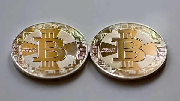 24 Eylül 2021 İzmir, hindi. sanal para birimi fotoğrafları. Haber amaçlı bir fotoğraf.