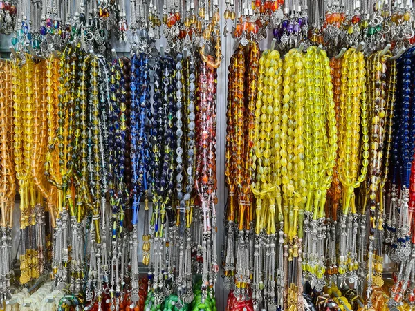 Tespih ve doğal taşlardan yapılmış tespih fotoğrafları..