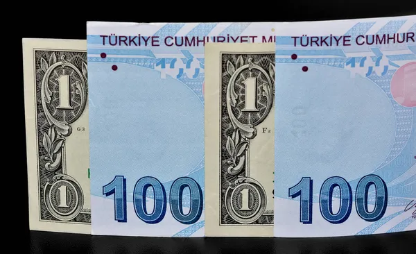 2021 Izmir Turkey 푸르스름 리라와 달러의 뉴스용 — 스톡 사진