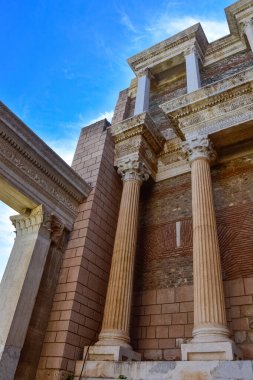 Tarihi görüntüler, tapınaklar ve agoralar.