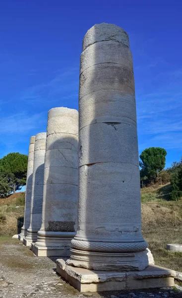 Arkaplan Için Kırsal Alanların Manzaraların Uçurumların Bulutlu Gökyüzünün Fotoğrafları — Stok fotoğraf