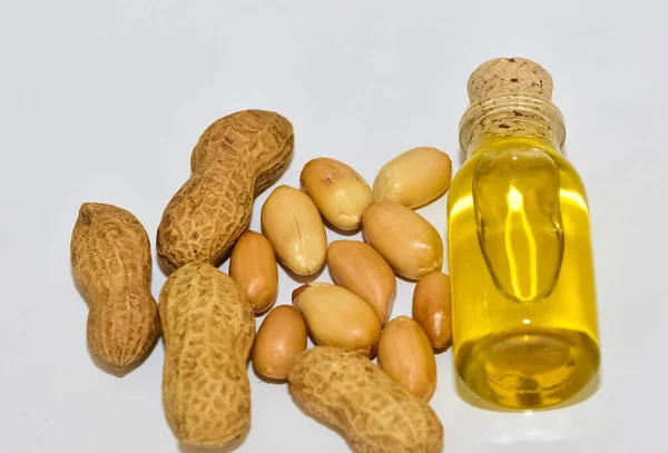 Fotos Von Erdnüssen Und Erdnussölen — Stockfoto