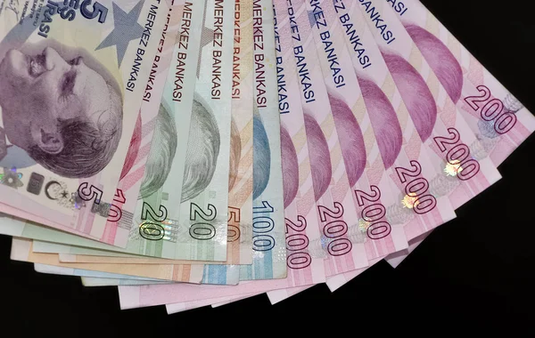 3 Temmuz 2022. İzmir, Türkiye. Türk lira fotoğrafları. Editör fotoğrafı.