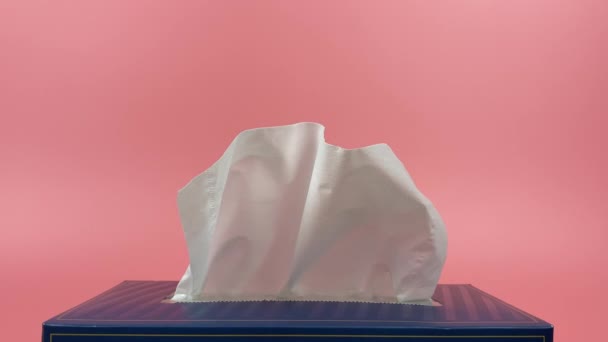 Person Hand Pull Out Piece Tissue Tissue Paper Box Isolated — Vídeos de Stock