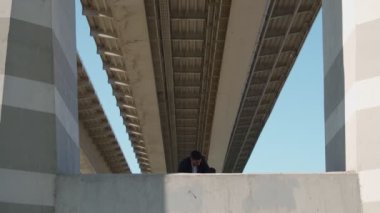 İş adamı önemli bir toplantıya geç kalma engelini aştı