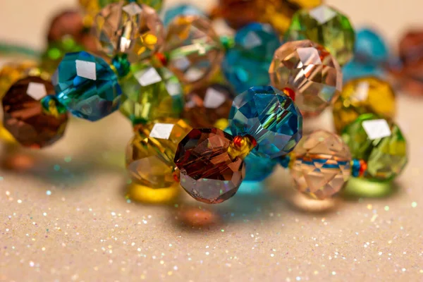 Macro Abstract Texture Background String Defocused Colorful Faceted Glass Beads — Foto de Stock