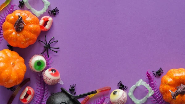Pumpkins Cauldrons Pots Worms Jaws Spiders Candy Form Eyes Purple — Foto de Stock