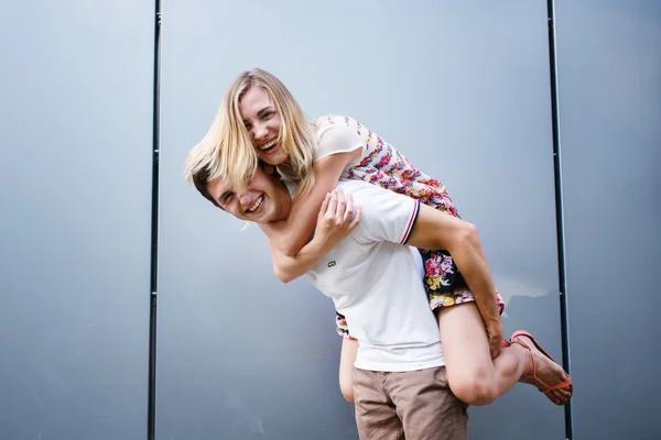 Casal jovem — Fotografia de Stock