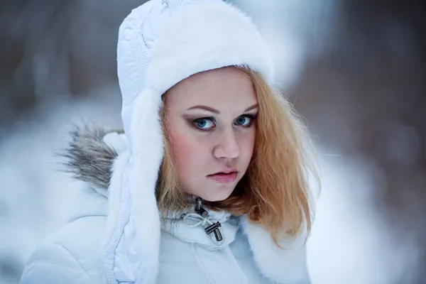 Chica en invierno — Foto de Stock