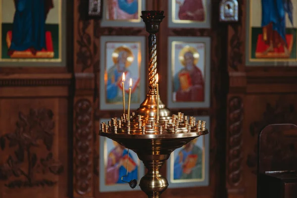 Brennende Kerzen Der Kirche — Stockfoto