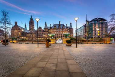Sheffield town hall manzarayı