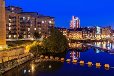 Leeds Clarence limanı