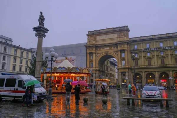 December 2021 Florence Italy Piazza Della Repubblica Square Republic Carousel — стоковое фото