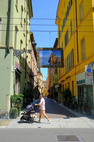 Juin 2022 Parme Italie Bâtiments Colorés Dans Rue Face Décor — Photo