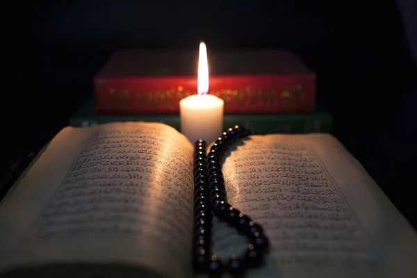 Quran Books And Candle — Stock Photo, Image