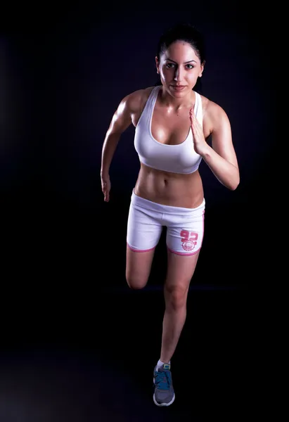 Genç fitness kadını