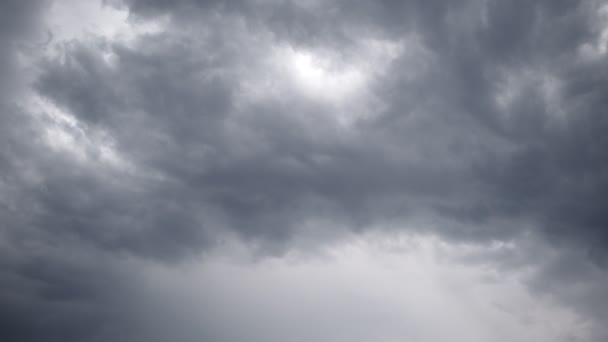 Ciemne Chmury Niebie Ten Film Akcji Pokazuje Timelapse Ciemnych Chmur — Wideo stockowe