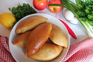 turta yumurta ve taze soğan