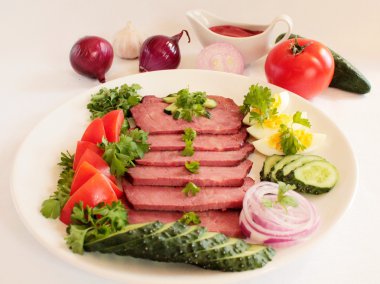 kızarmış et ve sebze