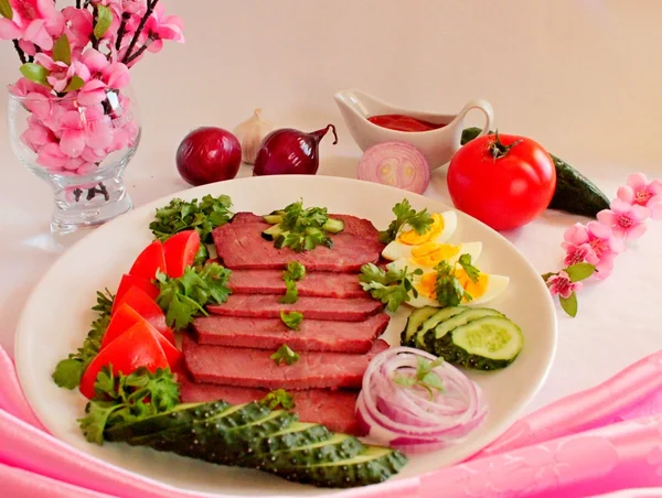 Braten Fleisch und Gemüse — Stockfoto