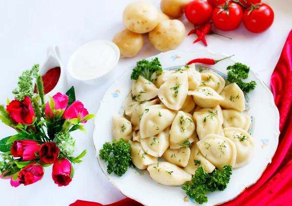 Vareniks with potatoes — Stock Photo, Image