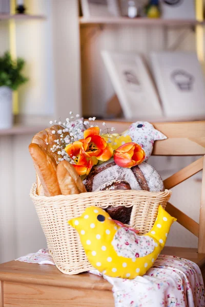 White basket with a variety of bread — Stock Photo, Image