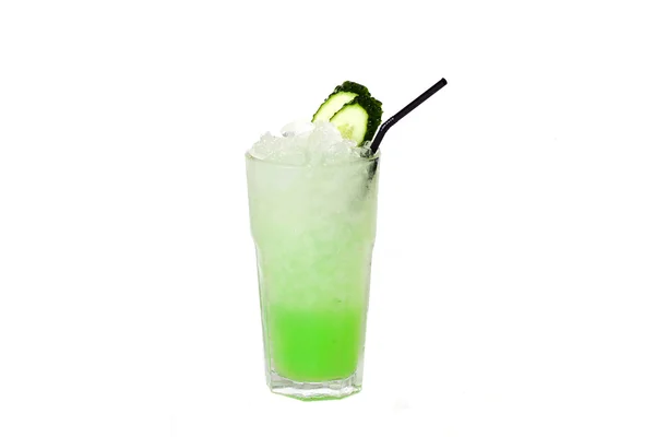 Alcoholic cocktail with cucumber — Stock Photo, Image