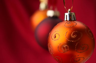 Noel dekorasyonu topları